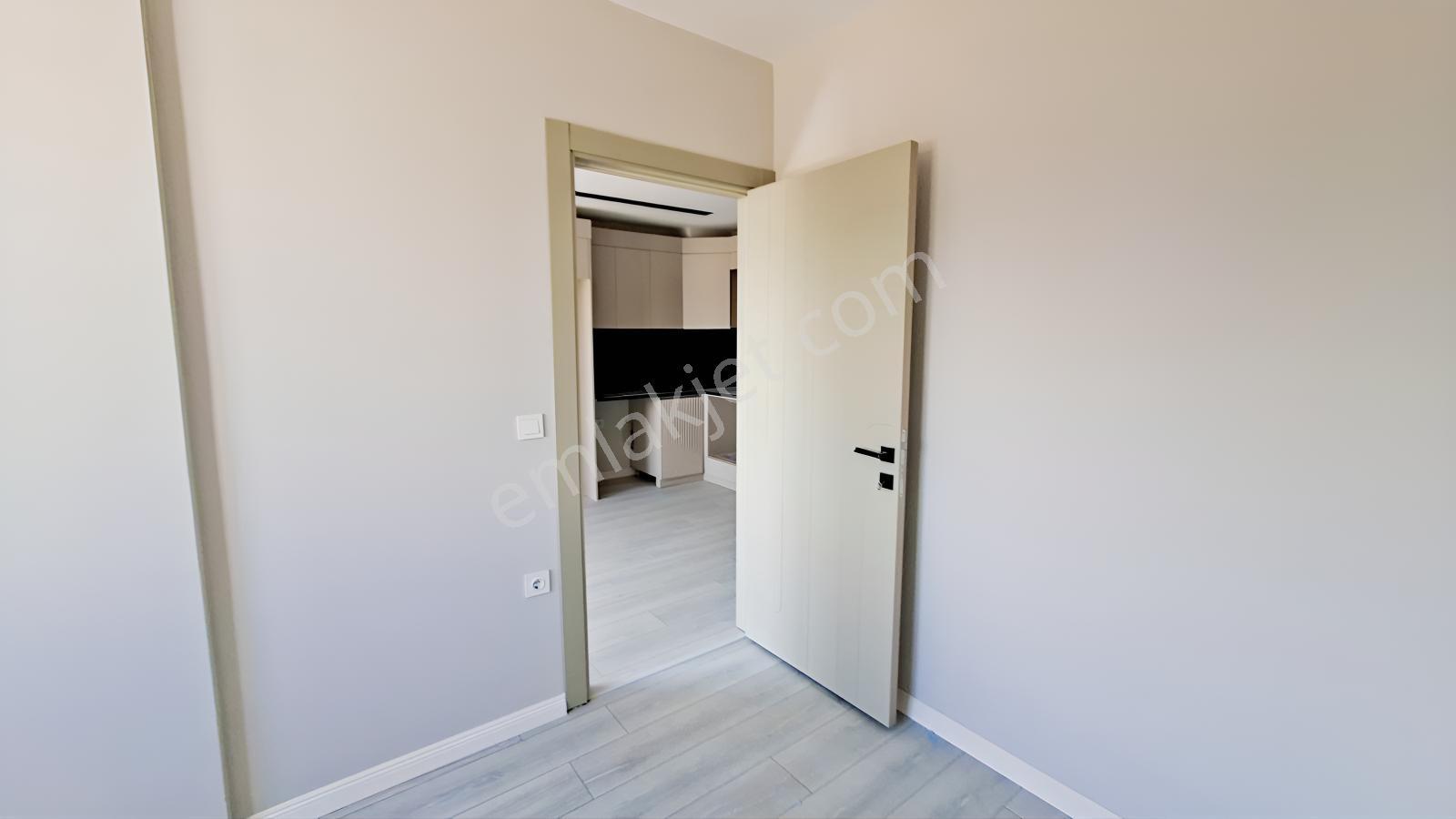 Buca Koop.mah.site İçi Sıfır (1+1) Satılık Daire — fotoğraf 10