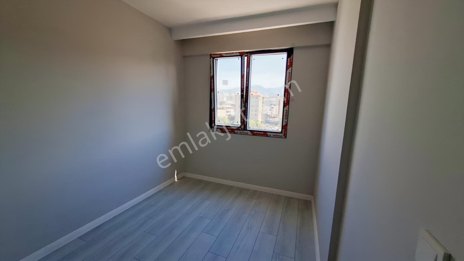 Buca Koop.mah.site İçi Sıfır (1+1) Satılık Daire — fotoğraf 11