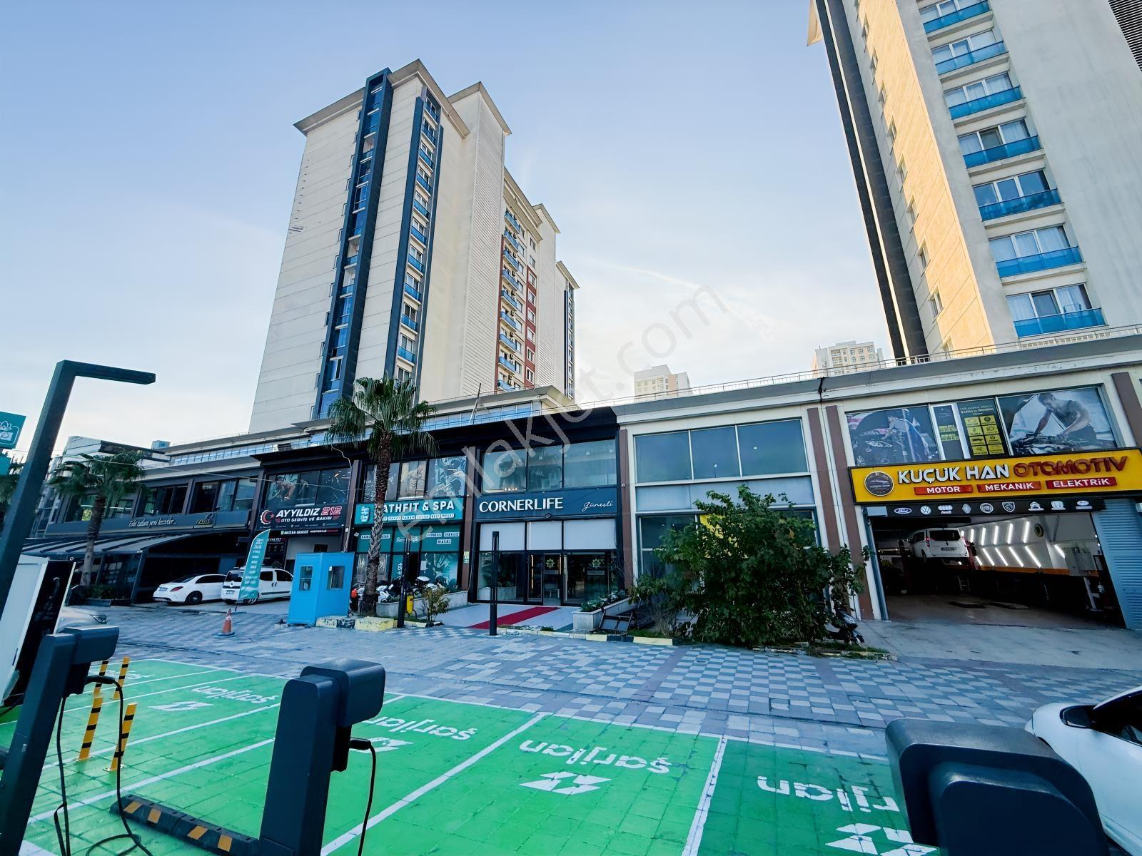 Remax'tan Corner Life Sitesinde Satılık 2+1 Büyük Tip Daire — fotoğraf 2