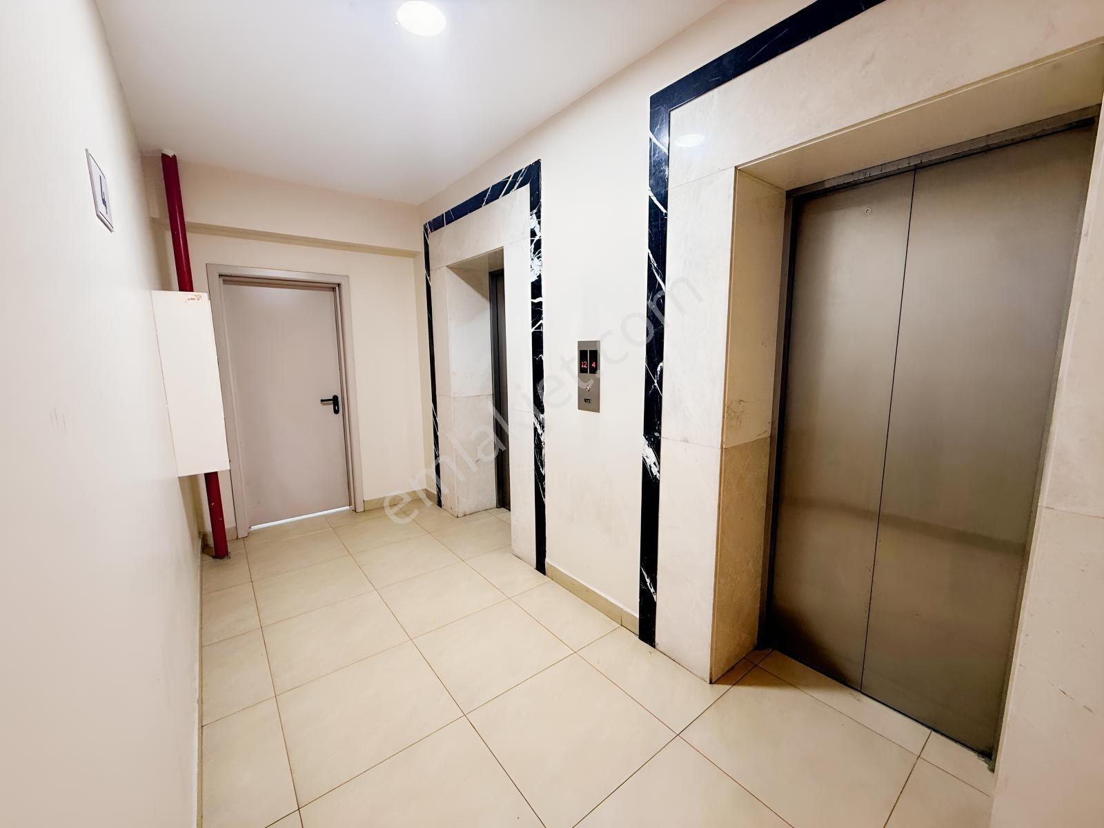 Remax'tan Corner Life Sitesinde Satılık 2+1 Büyük Tip Daire — fotoğraf 6