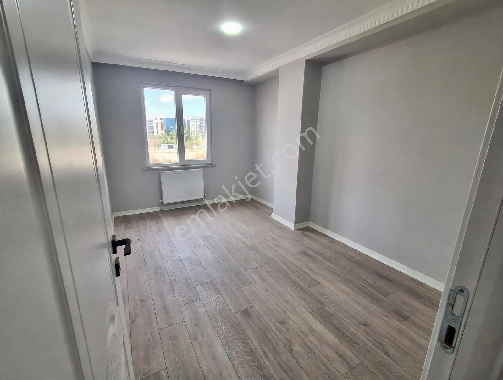 Arnavutköy Boğazköyde 2+1 Vadi Manzaralı Satılık Daire — fotoğraf 5