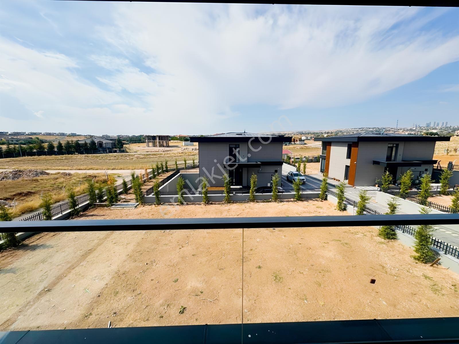 Gölbaşı Site İçerisi Havuz Sauna Emsalsiz Tripleks Villa — fotoğraf 3