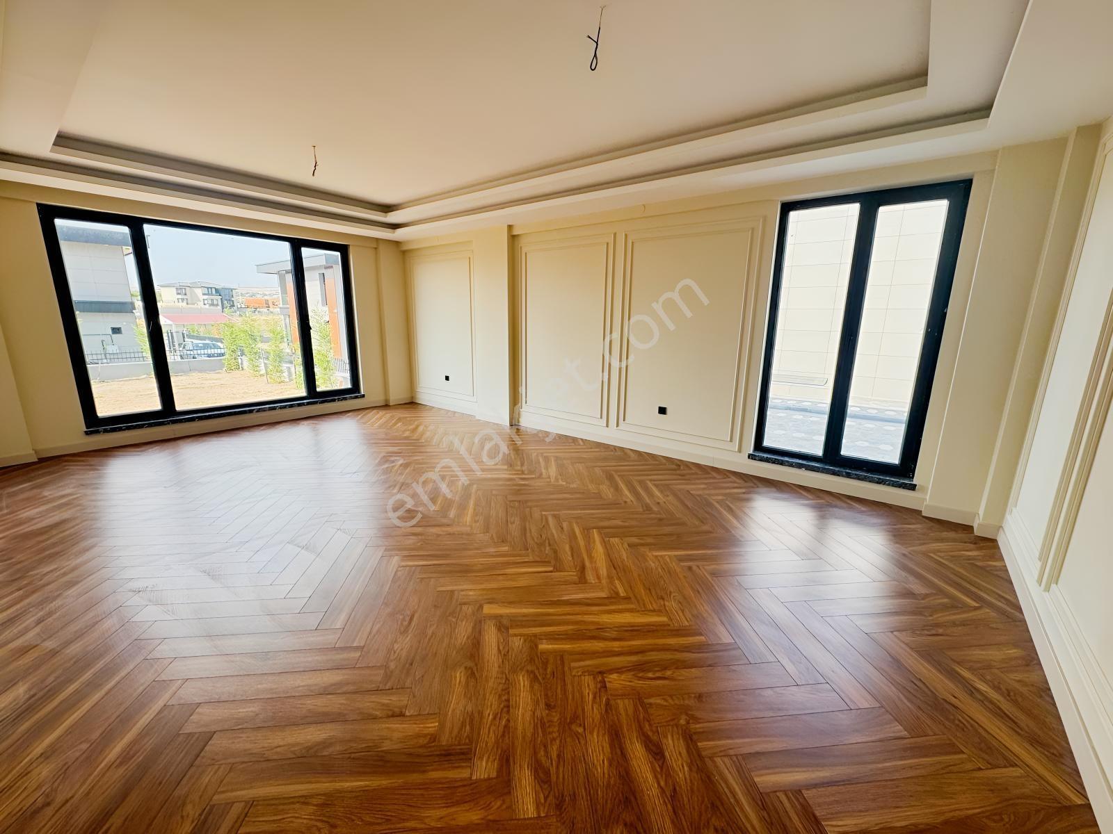 Gölbaşı Site İçerisi Havuz Sauna Emsalsiz Tripleks Villa — fotoğraf 4