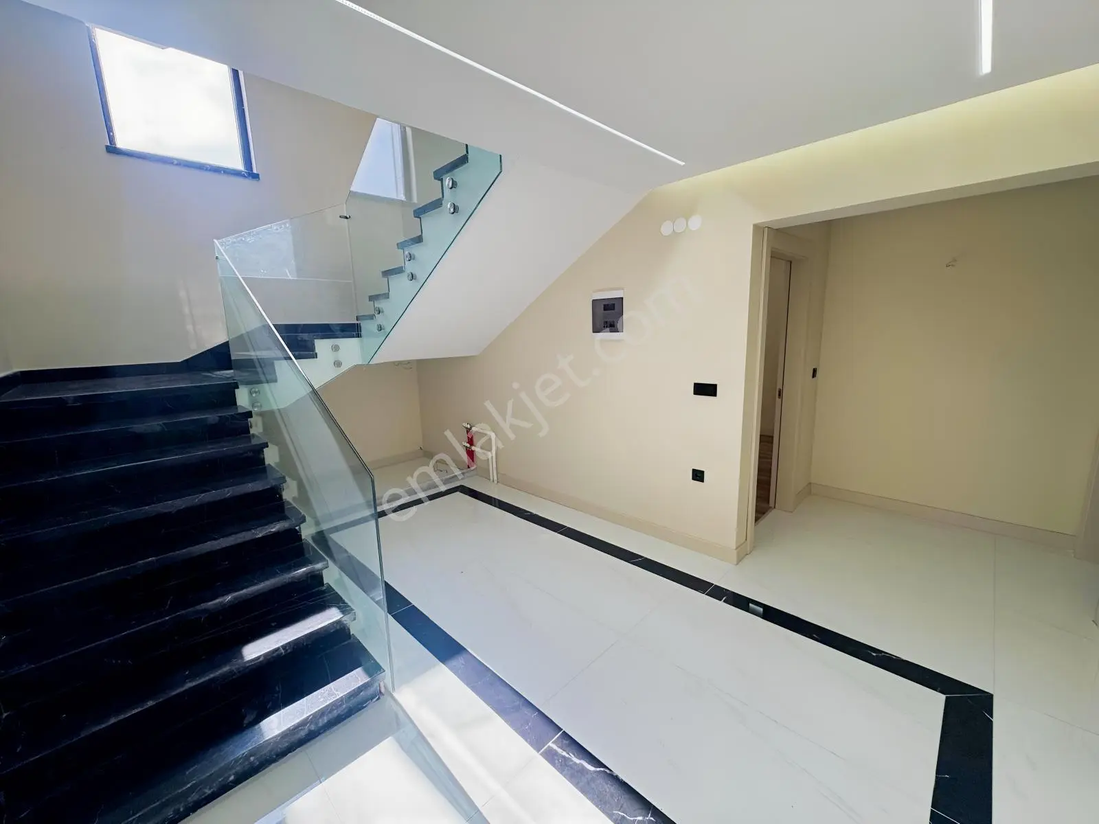 Gölbaşı Site İçerisi Havuz Sauna Emsalsiz Tripleks Villa — fotoğraf 31