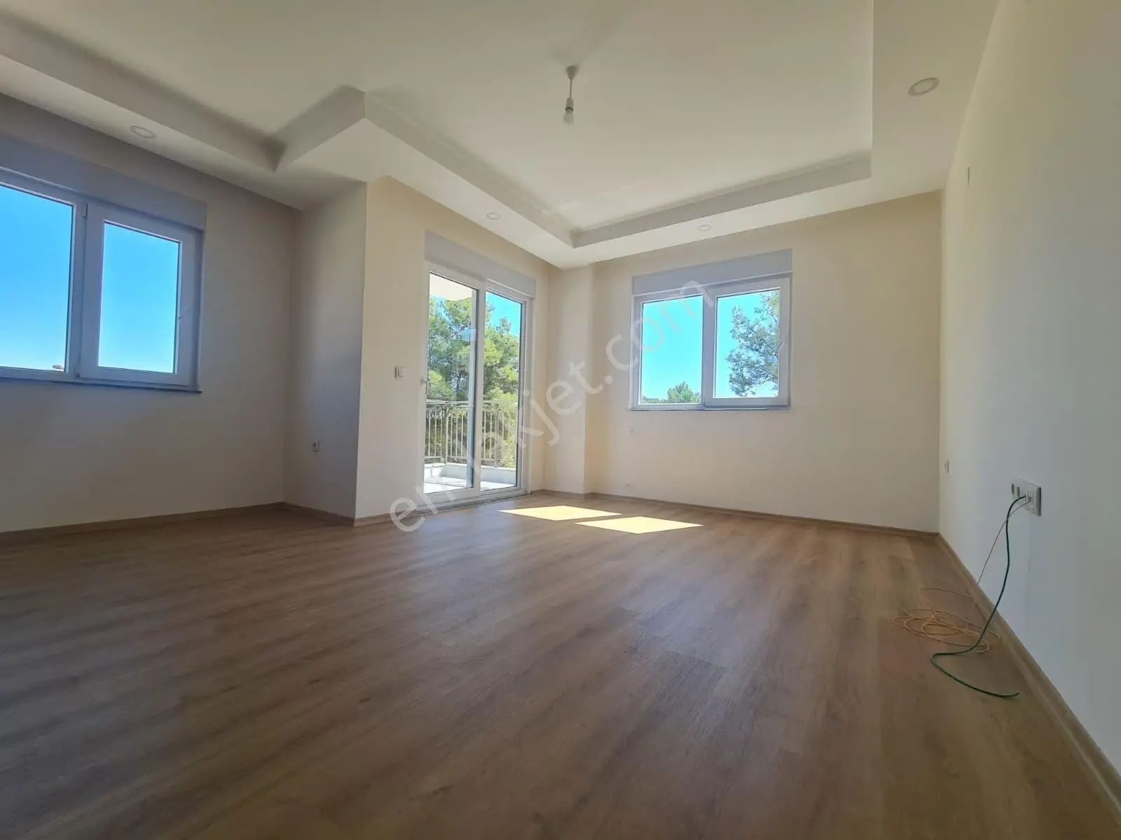 Aydoğmuş Mah.sıfır Asansörlü 1.kat 1+1 70 M² Daire — fotoğraf 3