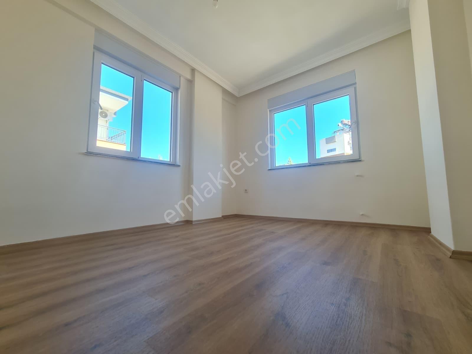 Aydoğmuş Mah.sıfır Asansörlü 1.kat 1+1 70 M² Daire — fotoğraf 6