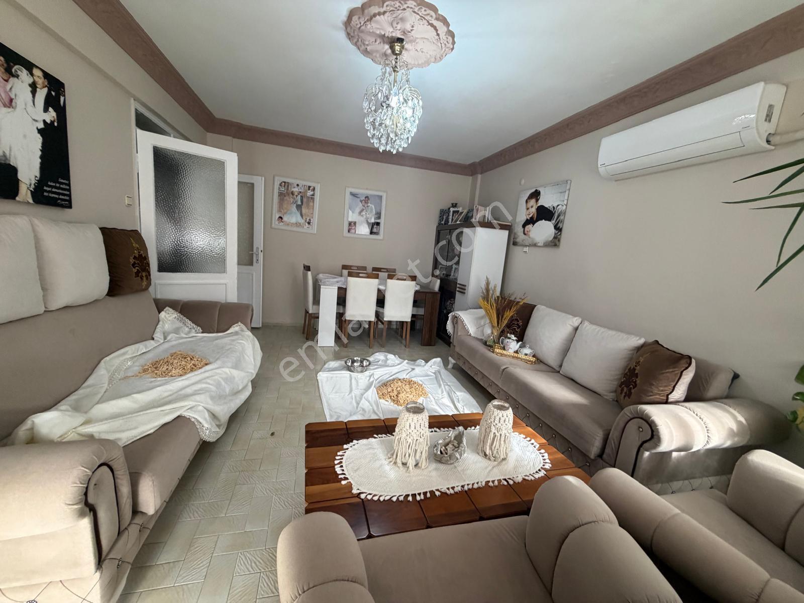 Bozyaka Da 3+1 135 M2 Çift Balkon Çift Wc Anna Cadde Yakını — fotoğraf 4
