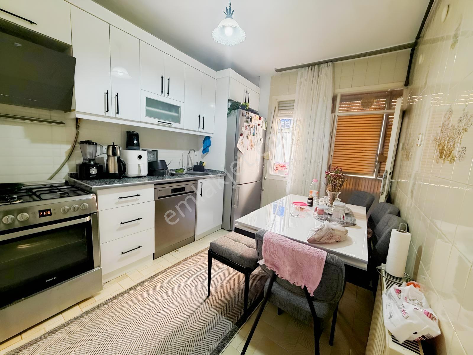 Bozyaka Da 3+1 135 M2 Çift Balkon Çift Wc Anna Cadde Yakını — fotoğraf 7