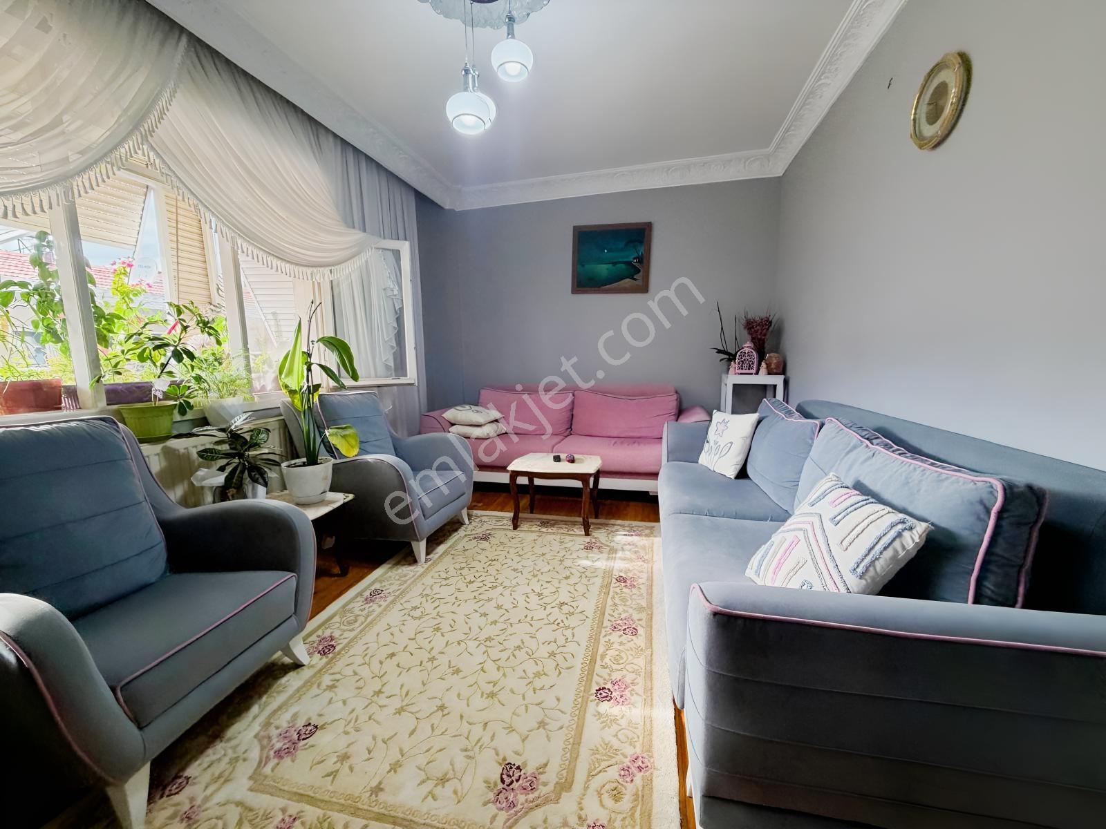 Bozyaka Da 3+1 135 M2 Çift Balkon Çift Wc Anna Cadde Yakını — fotoğraf 13
