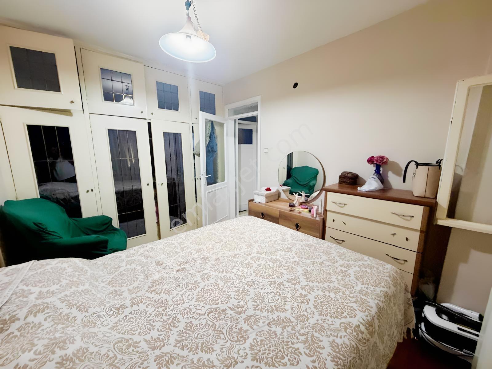 Bozyaka Da 3+1 135 M2 Çift Balkon Çift Wc Anna Cadde Yakını — fotoğraf 16
