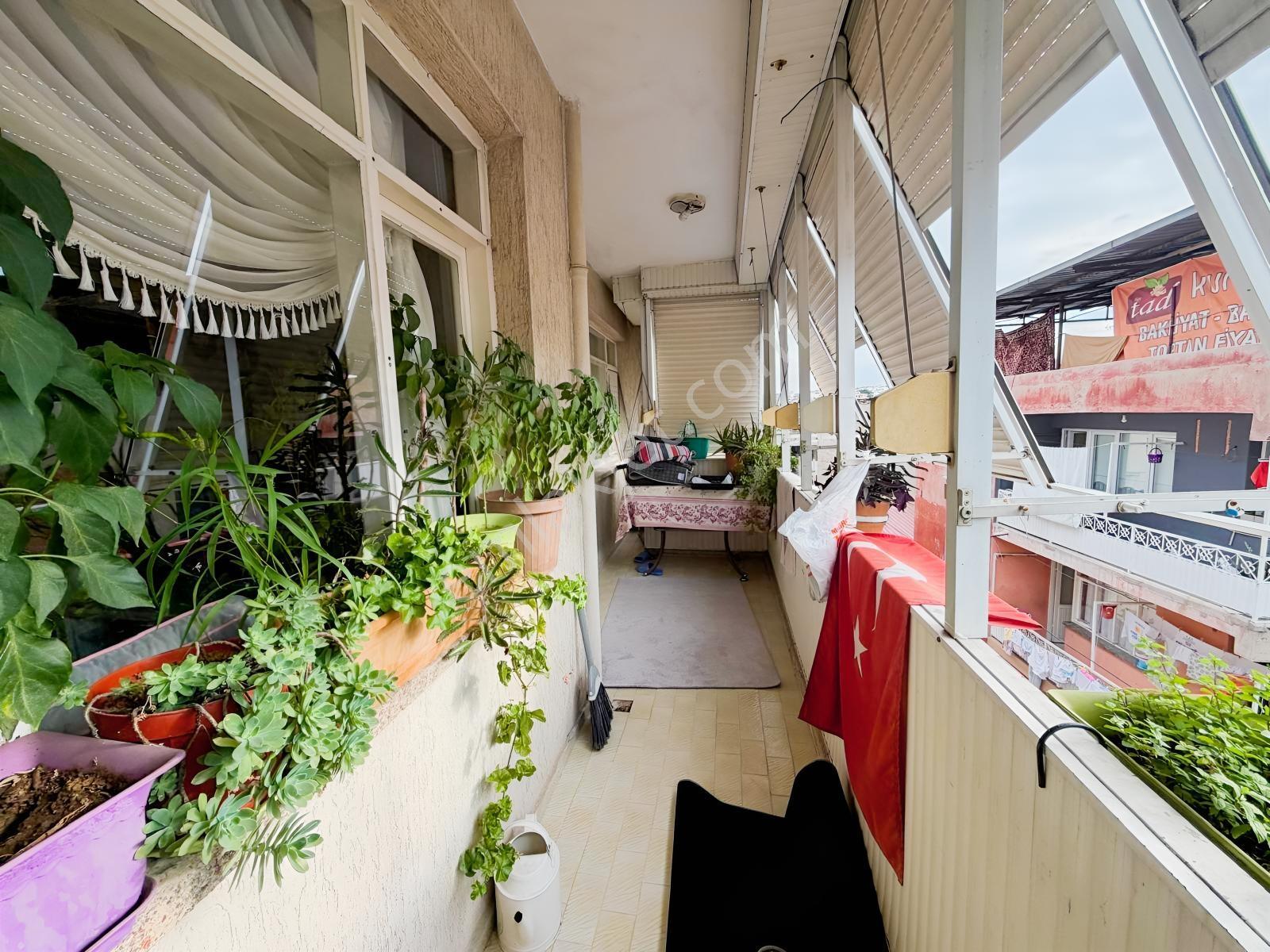 Bozyaka Da 3+1 135 M2 Çift Balkon Çift Wc Anna Cadde Yakını — fotoğraf 17