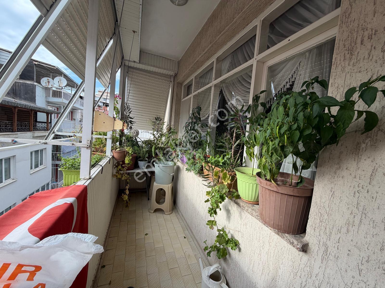 Bozyaka Da 3+1 135 M2 Çift Balkon Çift Wc Anna Cadde Yakını — fotoğraf 26