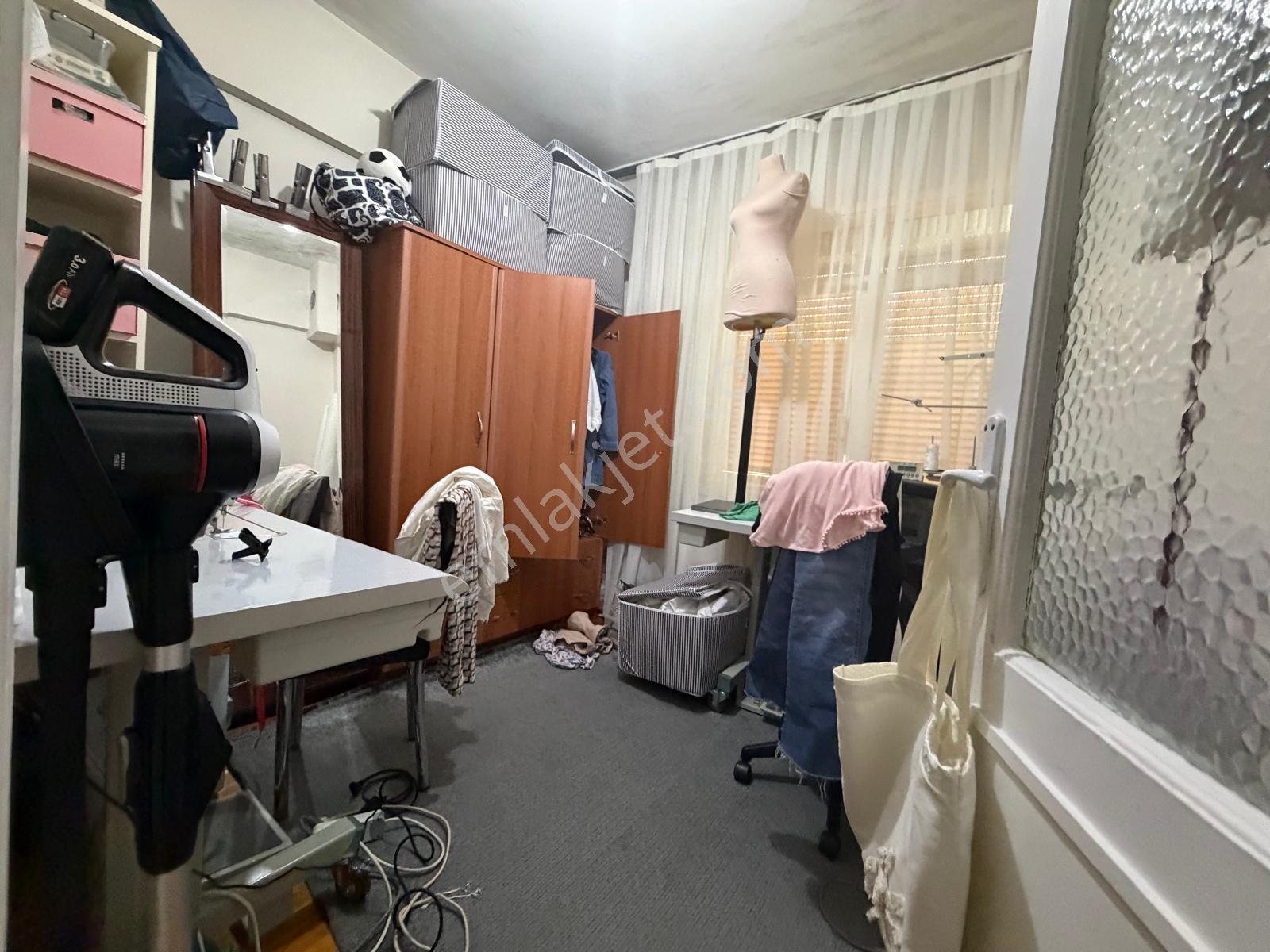 Bozyaka Da 3+1 135 M2 Çift Balkon Çift Wc Anna Cadde Yakını — fotoğraf 27