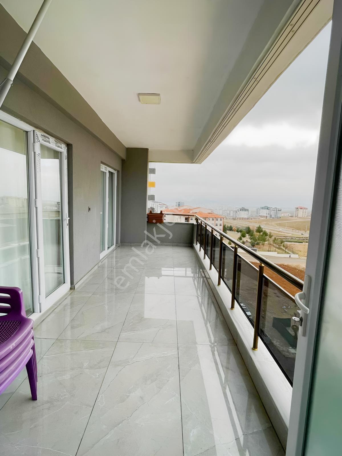 Edip Erdem Emlak'tan Site İçinde Satılık 3.5+1 Lüx Daire — fotoğraf 23