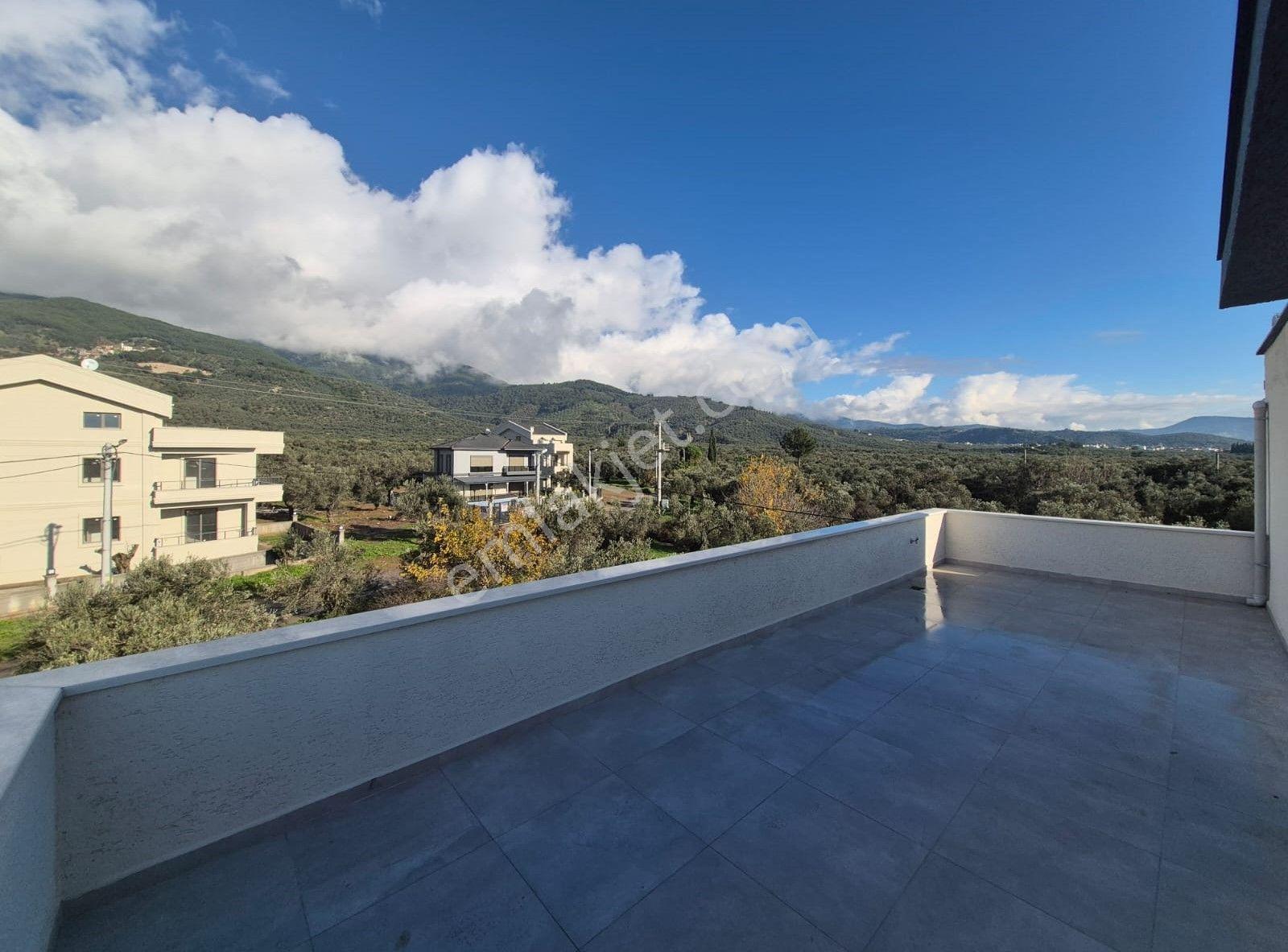 Güre'de Satılık Sıfır Bahçeli Villa — fotoğraf 34