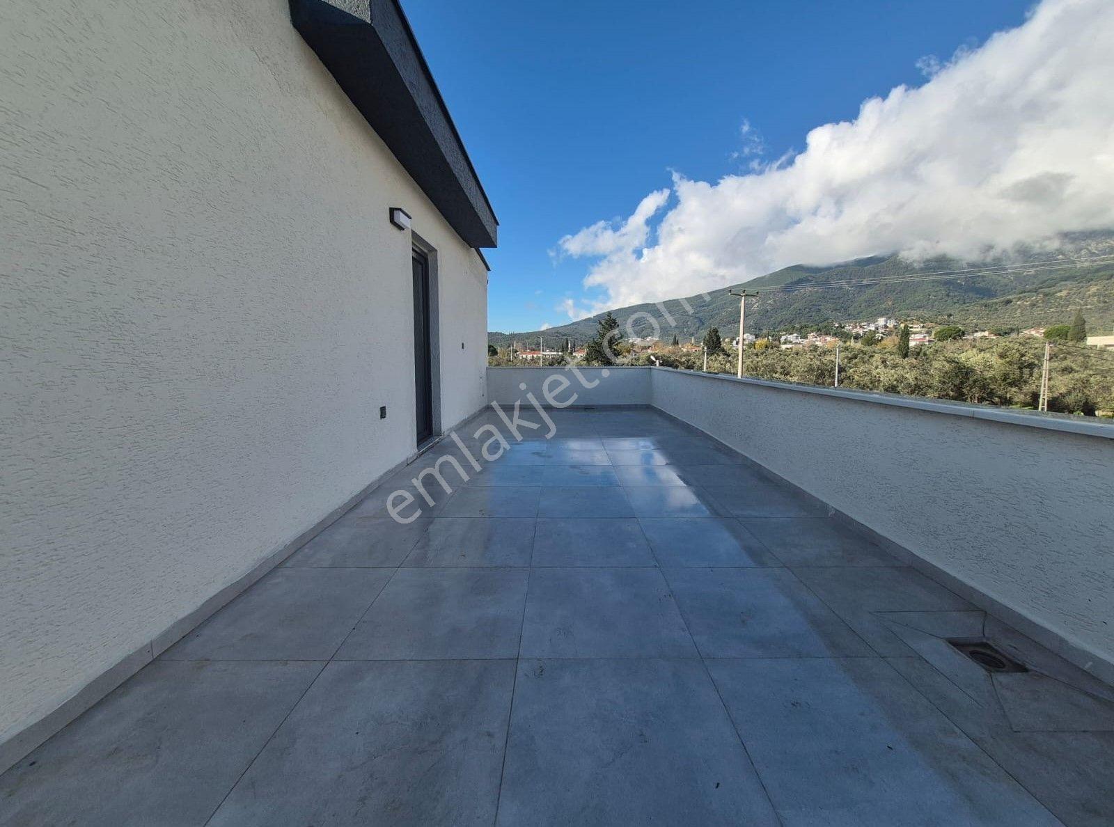 Güre'de Satılık Sıfır Bahçeli Villa — fotoğraf 39