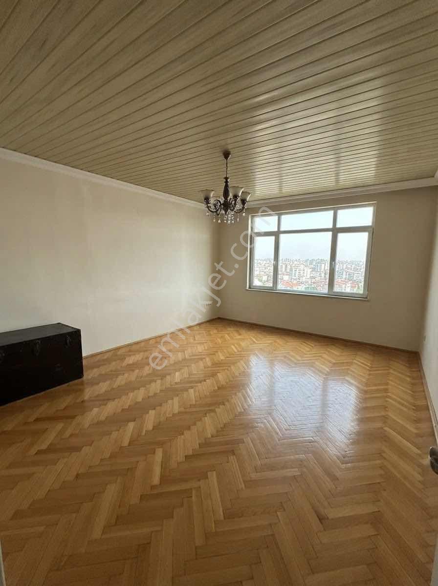 Ataşehir Mustafa Kemal M.h Ana Cadde Üzerinde 3+1 Satılık Daire — fotoğraf 7