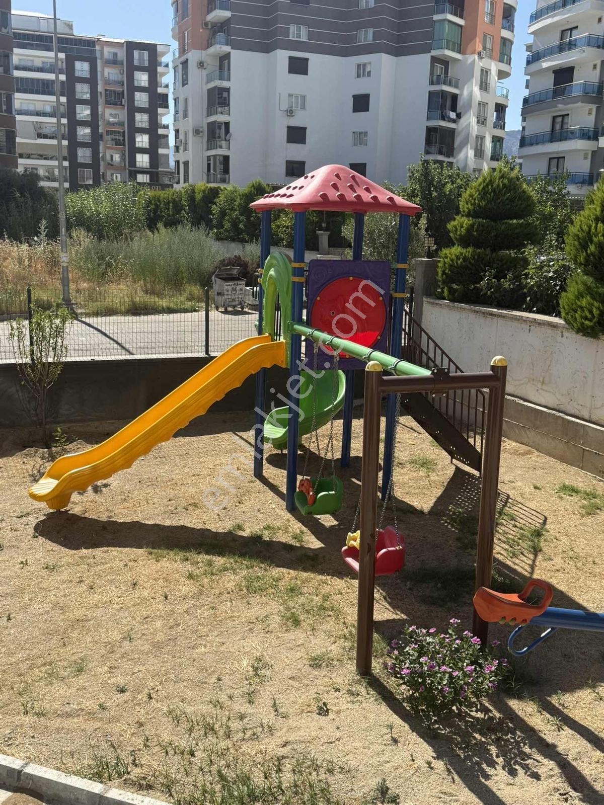 Zafer'de İzkar Corner'de 3+1 Daire, Giyinme Odalı, Lüks — fotoğraf 7
