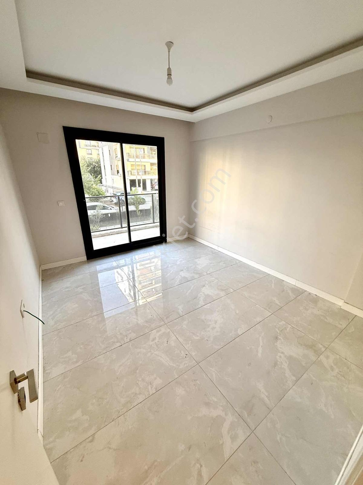 Zafer'de İzkar Corner'de 3+1 Daire, Giyinme Odalı, Lüks — fotoğraf 15