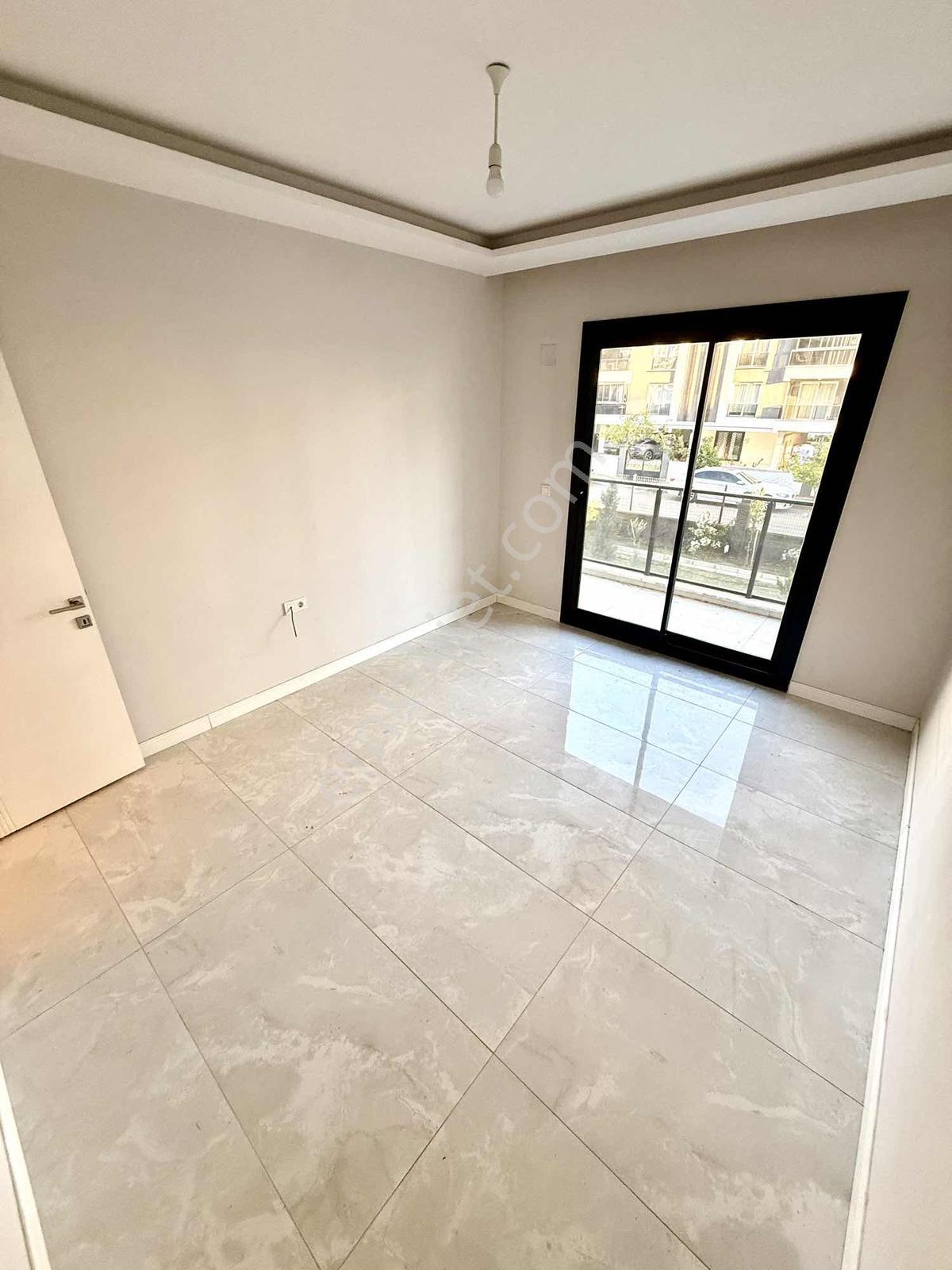 Zafer'de İzkar Corner'de 3+1 Daire, Giyinme Odalı, Lüks — fotoğraf 17