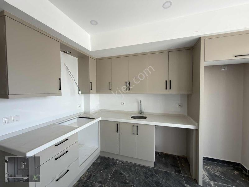 Kumluca Eskicami Mahallesinde Lüks 3+1 Daire — fotoğraf 24