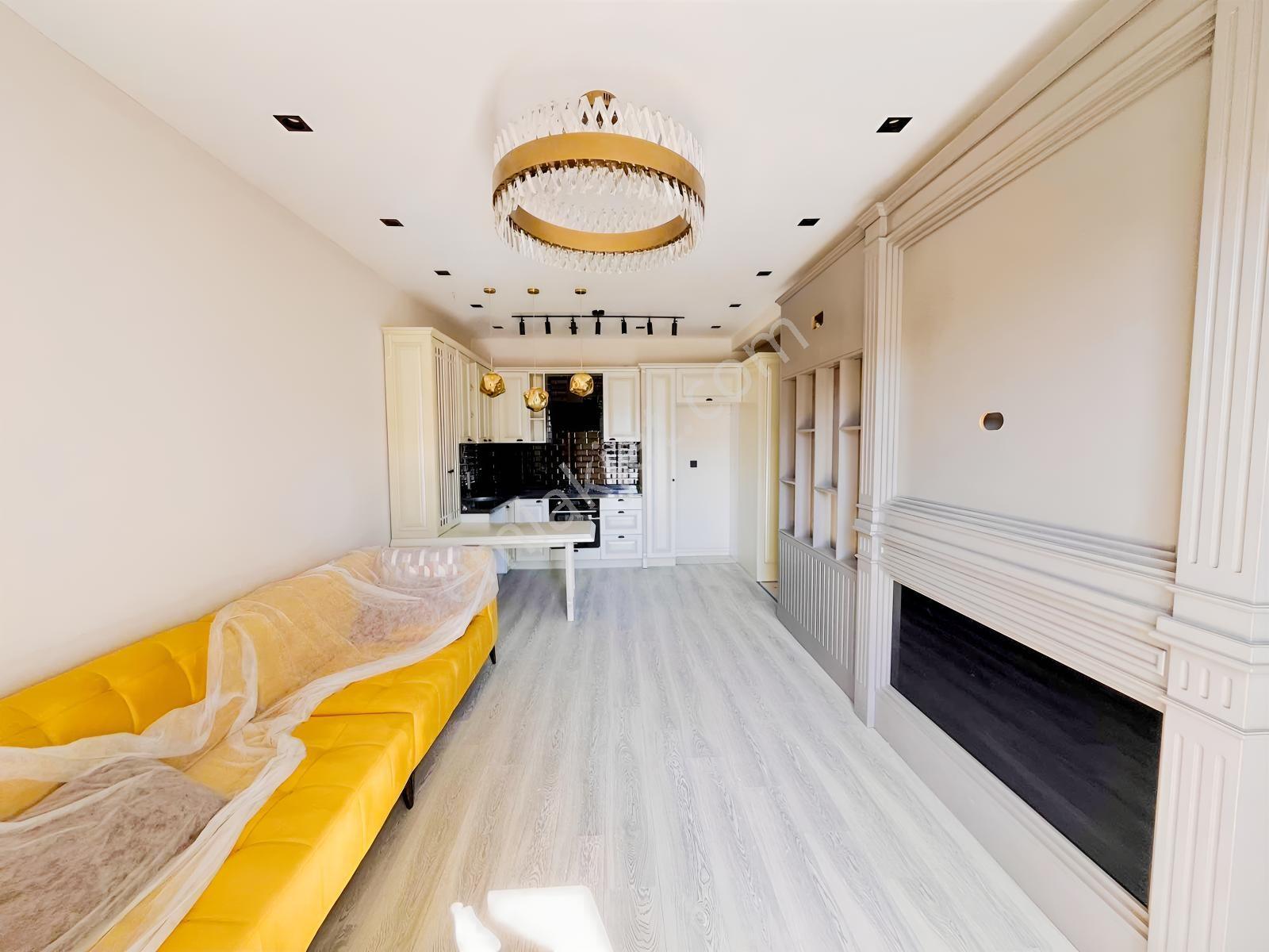 2+1 Jakuzili Full Eşyalı İskan+Havuzlu Denize 150 M Lüks Premium
