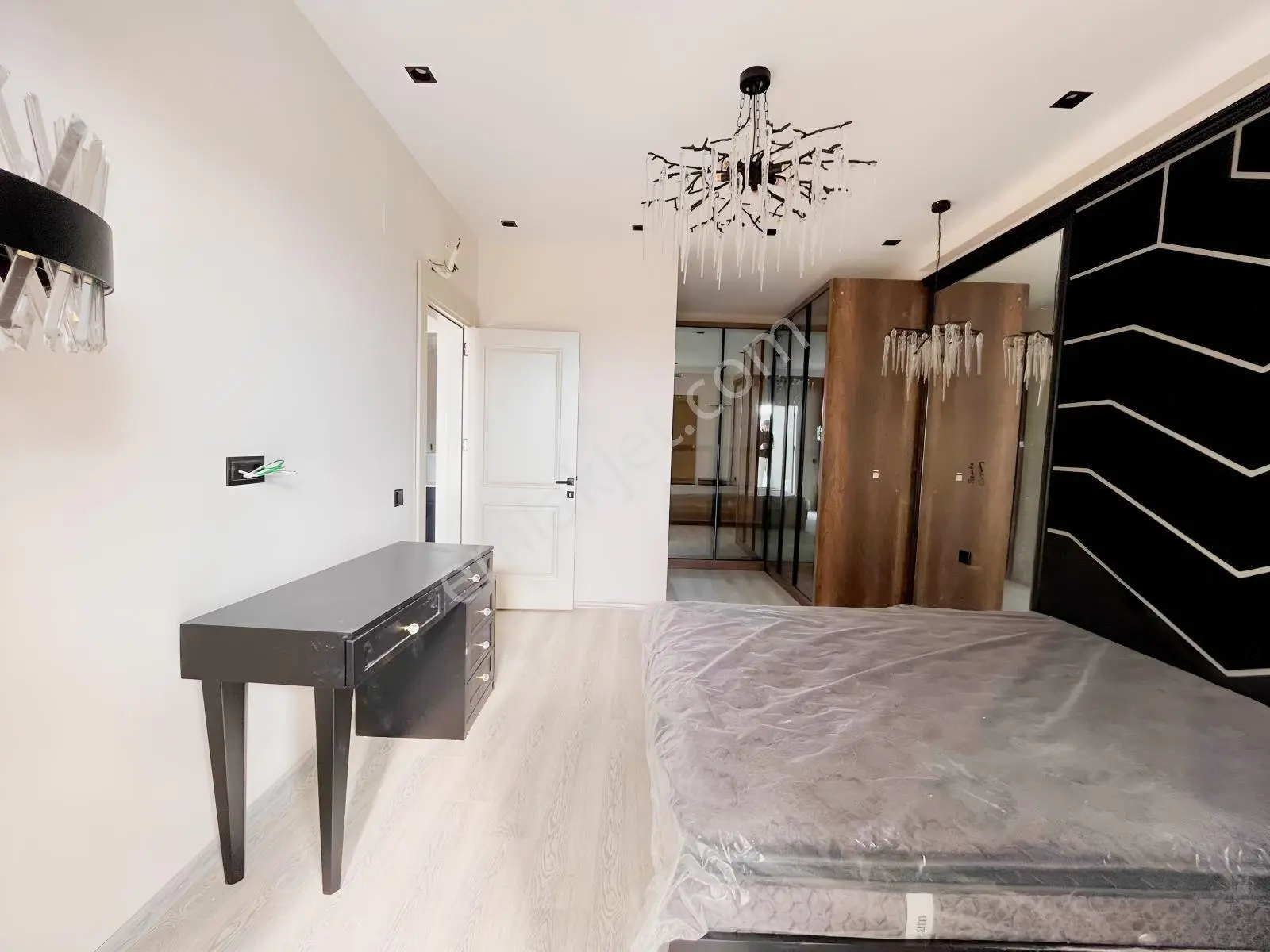 2+1 Jakuzili Full Eşyalı İskan+havuzlu Denize 150 M Lüks Premium — fotoğraf 11