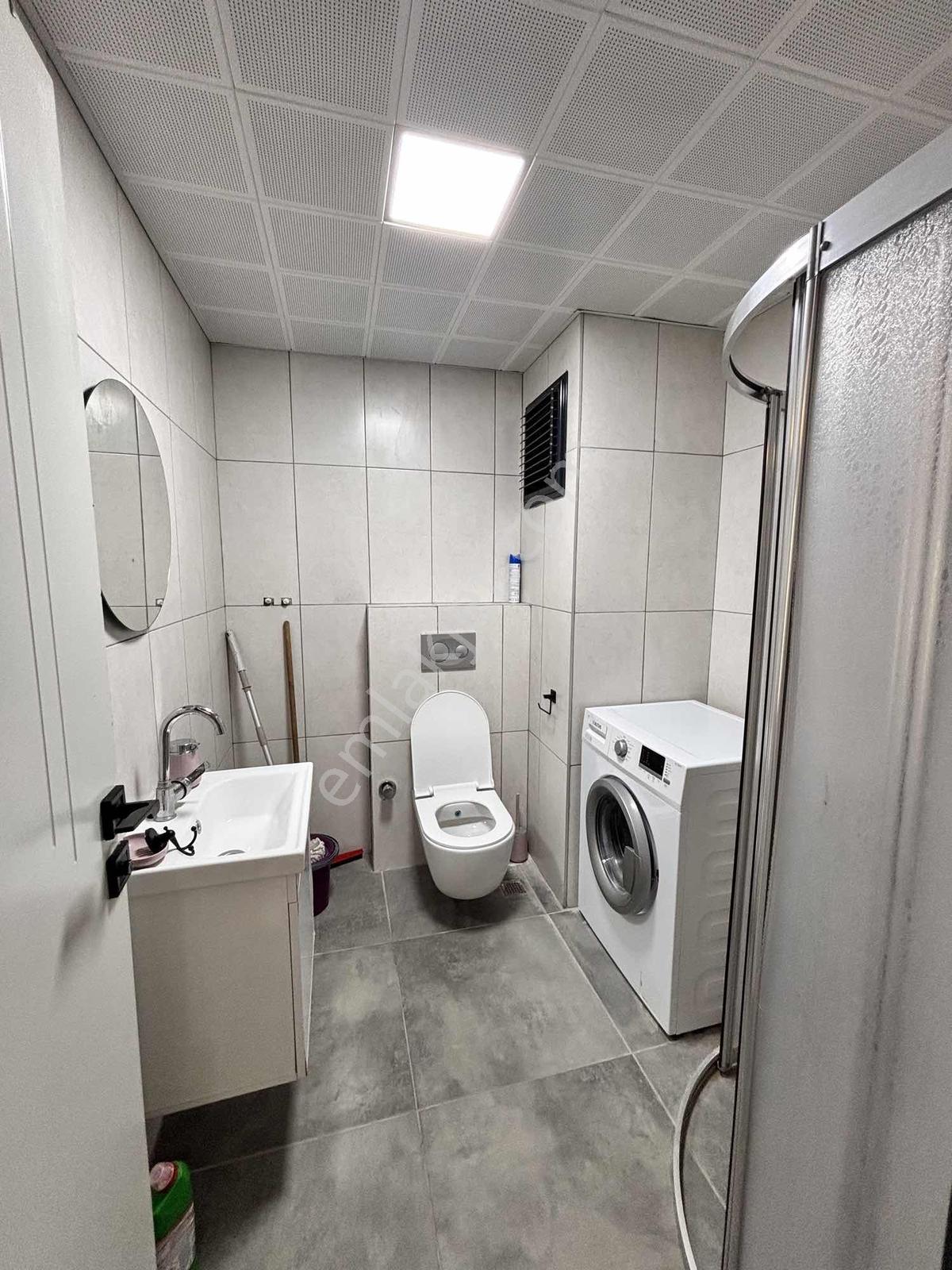 Çınarlı'da Bulvar Yanı Villa Conceptli Bahçeli 1+1 Eşyalı Satılı — fotoğraf 22
