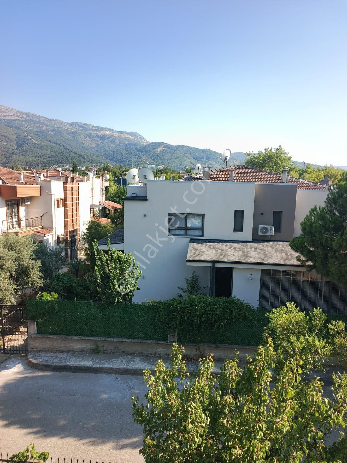 Manisa Yunusemre Güzelyurt Satılık Villa 5+1 Tripleks — fotoğraf 5
