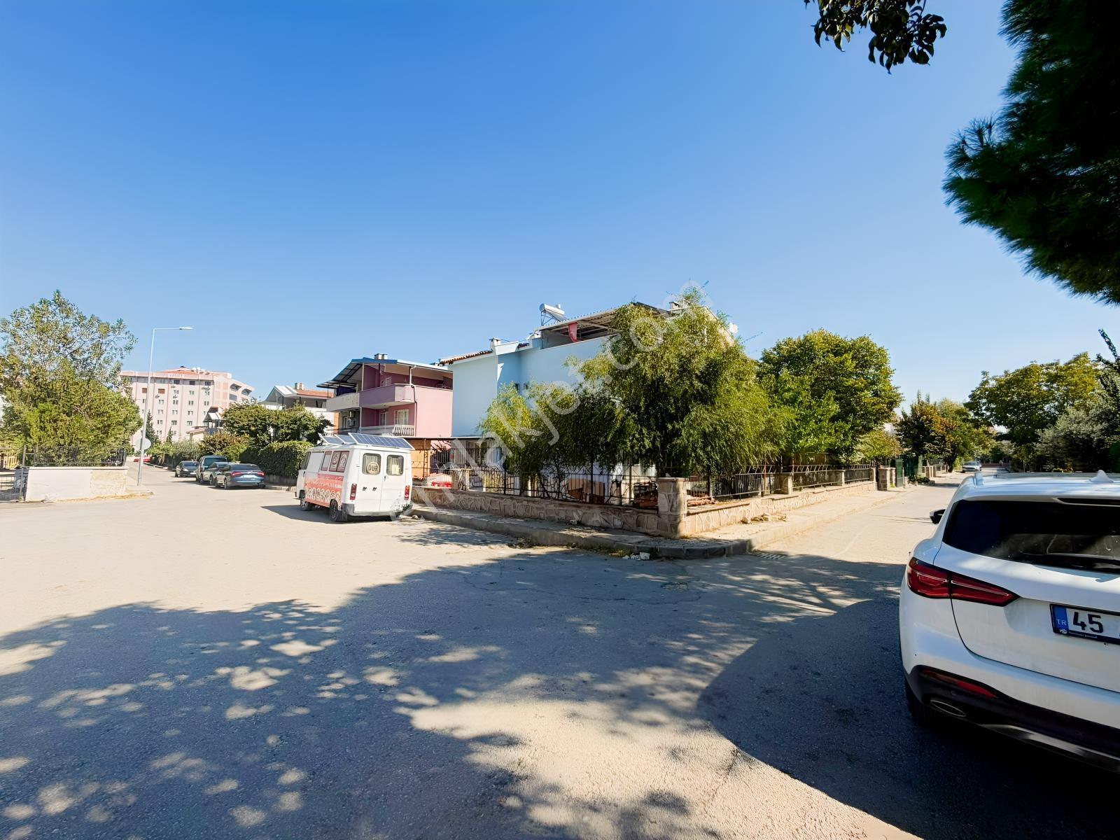 Manisa Yunusemre Güzelyurt Satılık Villa 5+1 Tripleks — fotoğraf 38