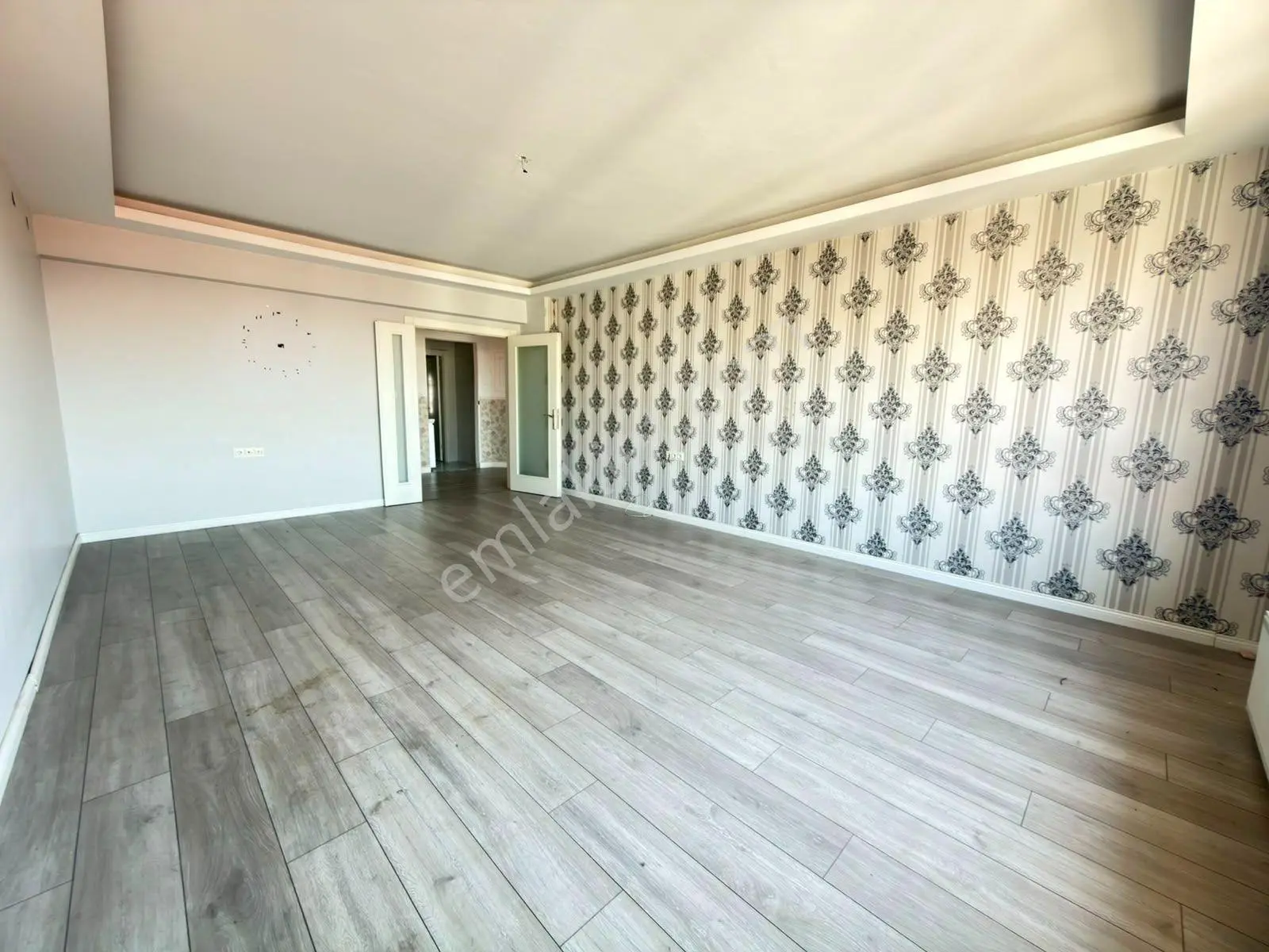 Kariyer'den Site İçinde Yüksek Katta Balkonlu Manzara 3+1 Daire — fotoğraf 17
