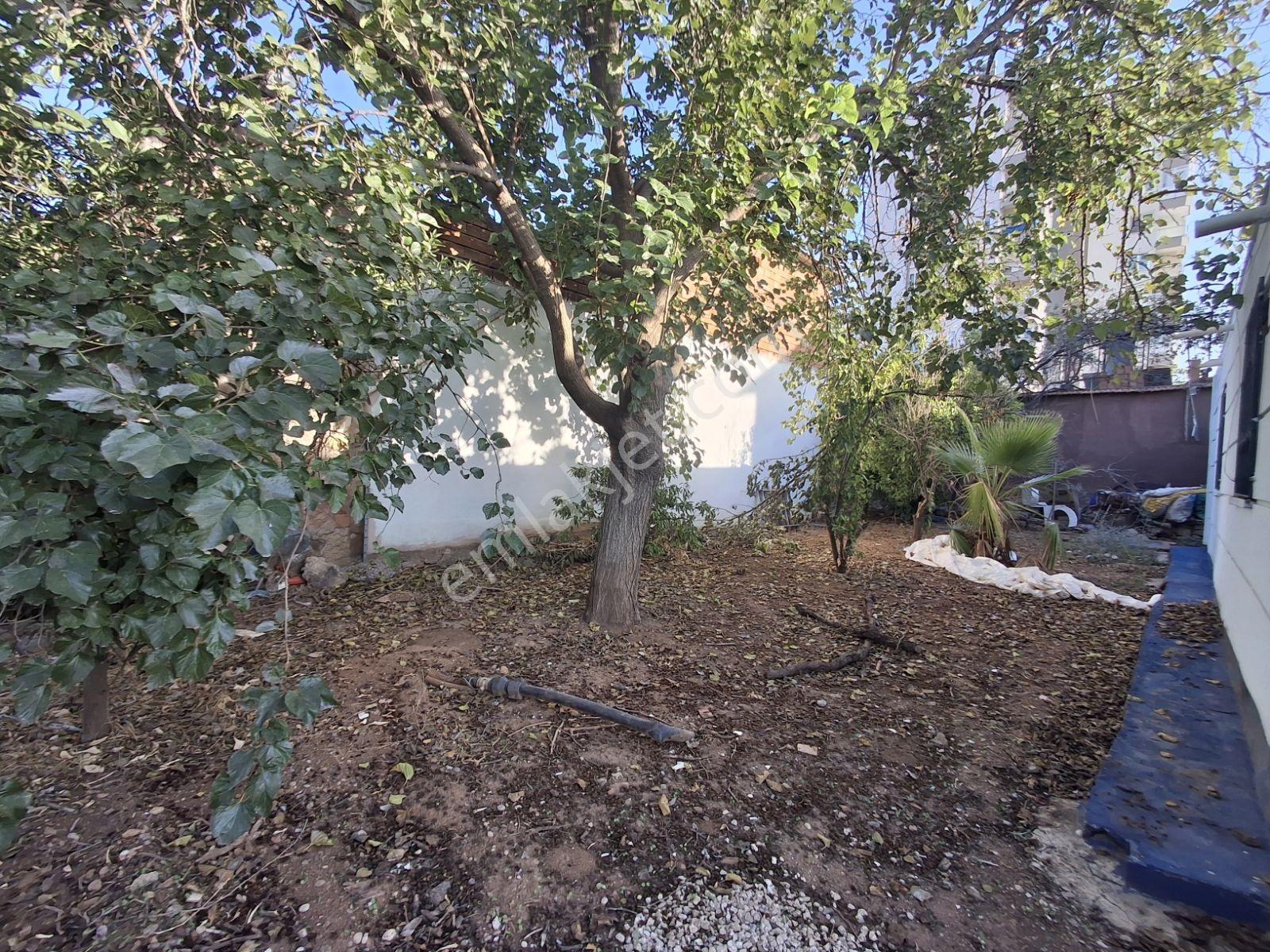 Ermenekte Satılık 358 M² İmarlı Arsa Ve 3+1 Müstakil Ev — fotoğraf 18