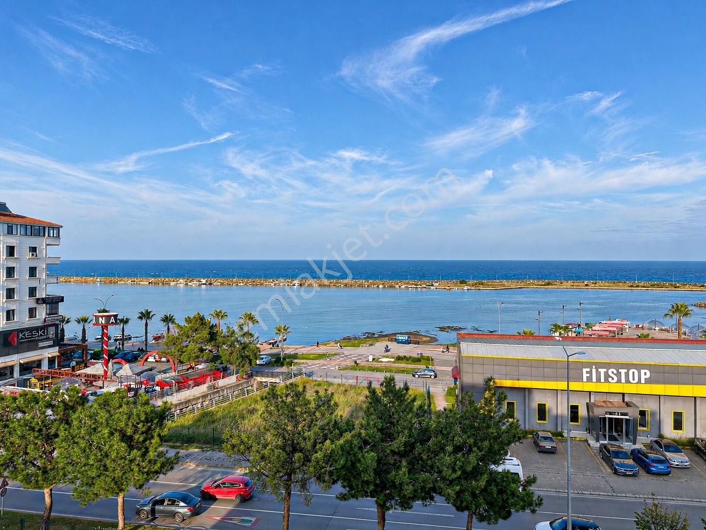 Atakum Körfez Yat Limanı Karşısında Hazır Kiracılı Lüks 1+1daire — fotoğraf 12