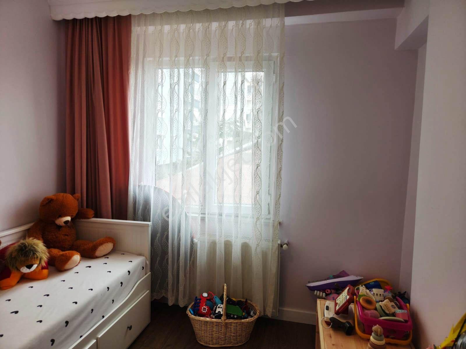 Armağanevler Akdeniz Cadd.cephe 17 Yıllık 115m2 Satılık Dubleks — fotoğraf 10