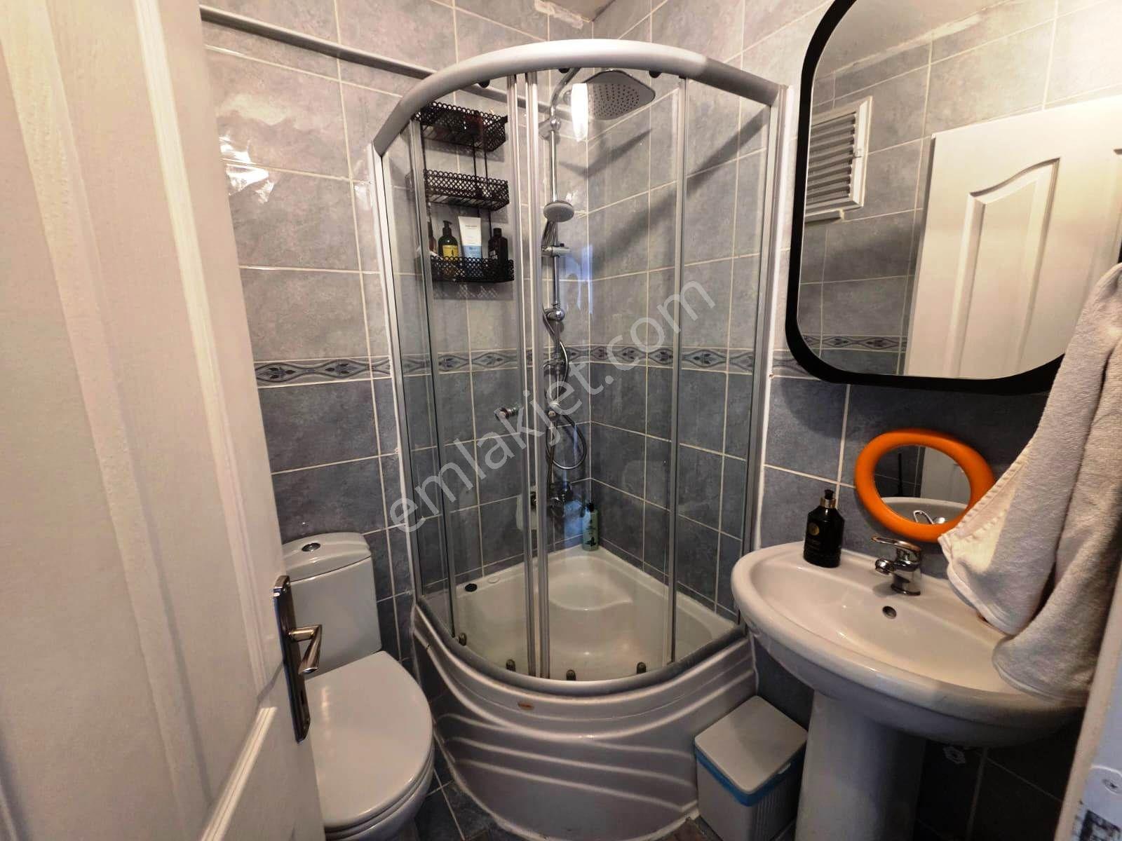 Armağanevler Akdeniz Cadd.cephe 17 Yıllık 115m2 Satılık Dubleks — fotoğraf 17