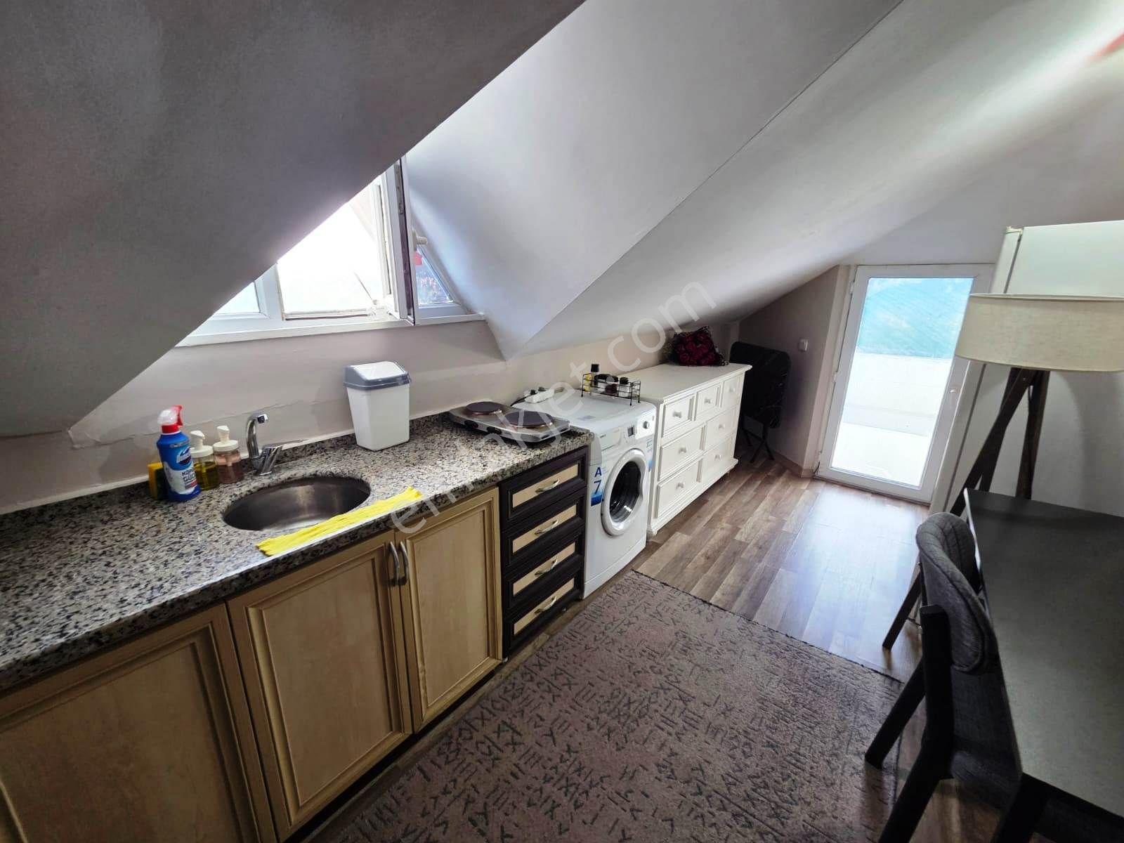 Armağanevler Akdeniz Cadd.cephe 17 Yıllık 115m2 Satılık Dubleks — fotoğraf 22