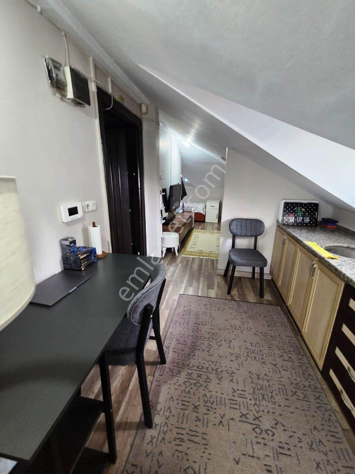 Armağanevler Akdeniz Cadd.cephe 17 Yıllık 115m2 Satılık Dubleks — fotoğraf 23