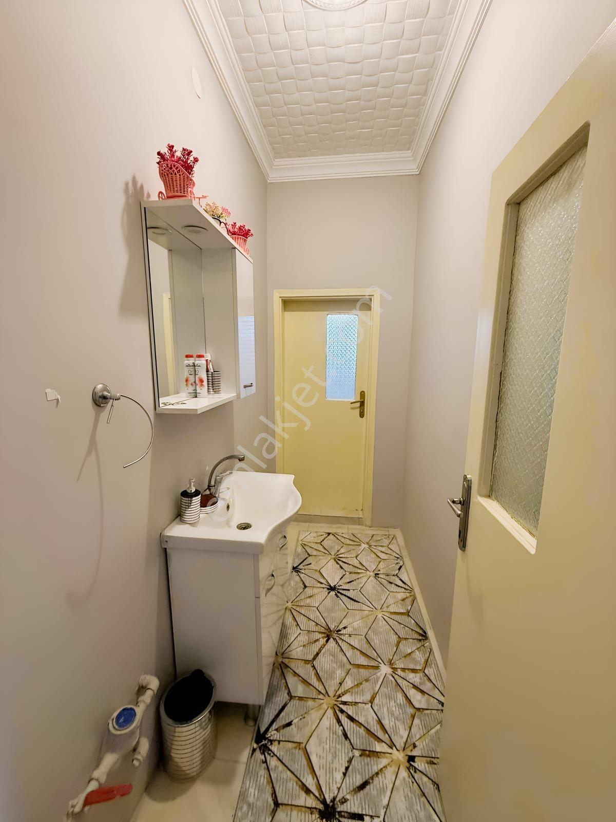 Küçük Bölcek Mah Satılık 3+1 Ara Kat — fotoğraf 3