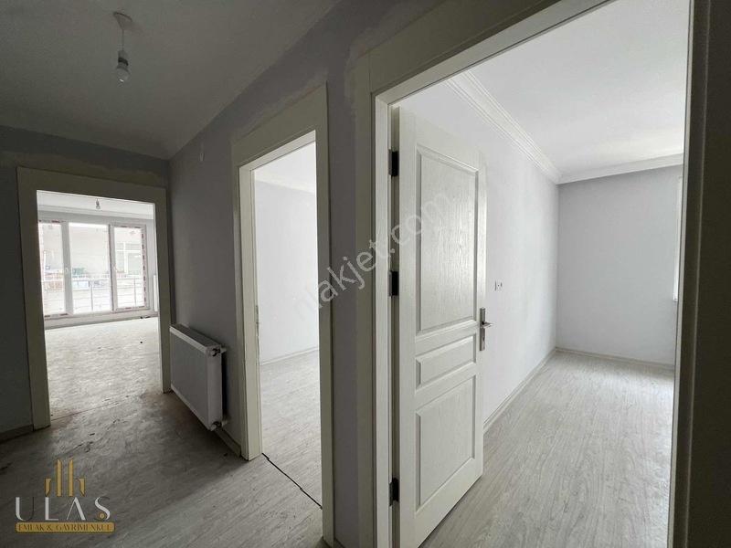 Ulaş Gayrimenkulden Şehir Merkezinde Asansörlü 2+1 Sıfır Daire — fotoğraf 2