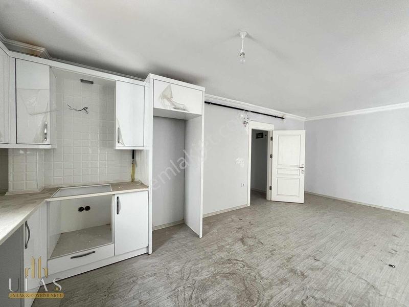 Ulaş Gayrimenkulden Şehir Merkezinde Asansörlü 2+1 Sıfır Daire — fotoğraf 5