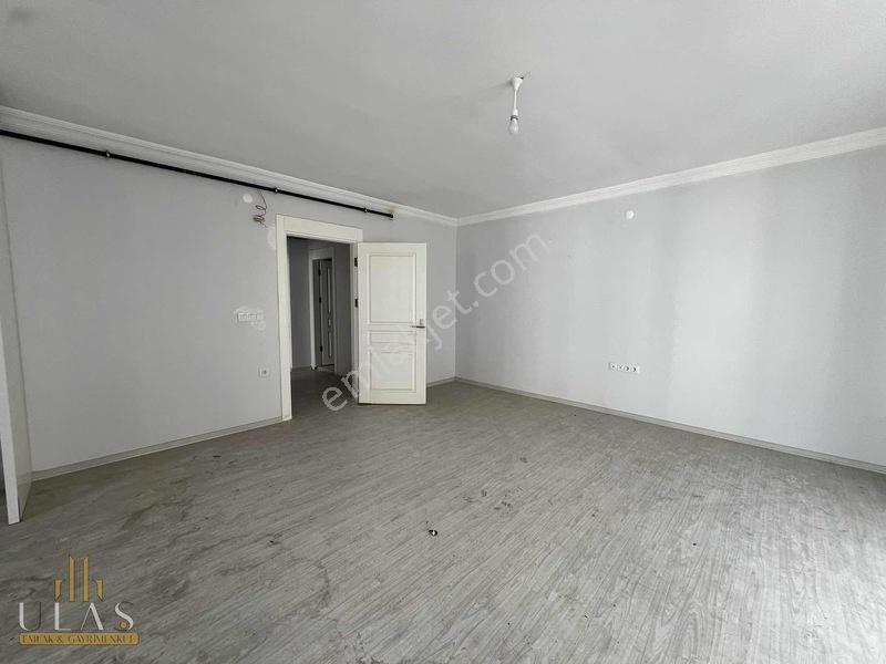 Ulaş Gayrimenkulden Şehir Merkezinde Asansörlü 2+1 Sıfır Daire — fotoğraf 6