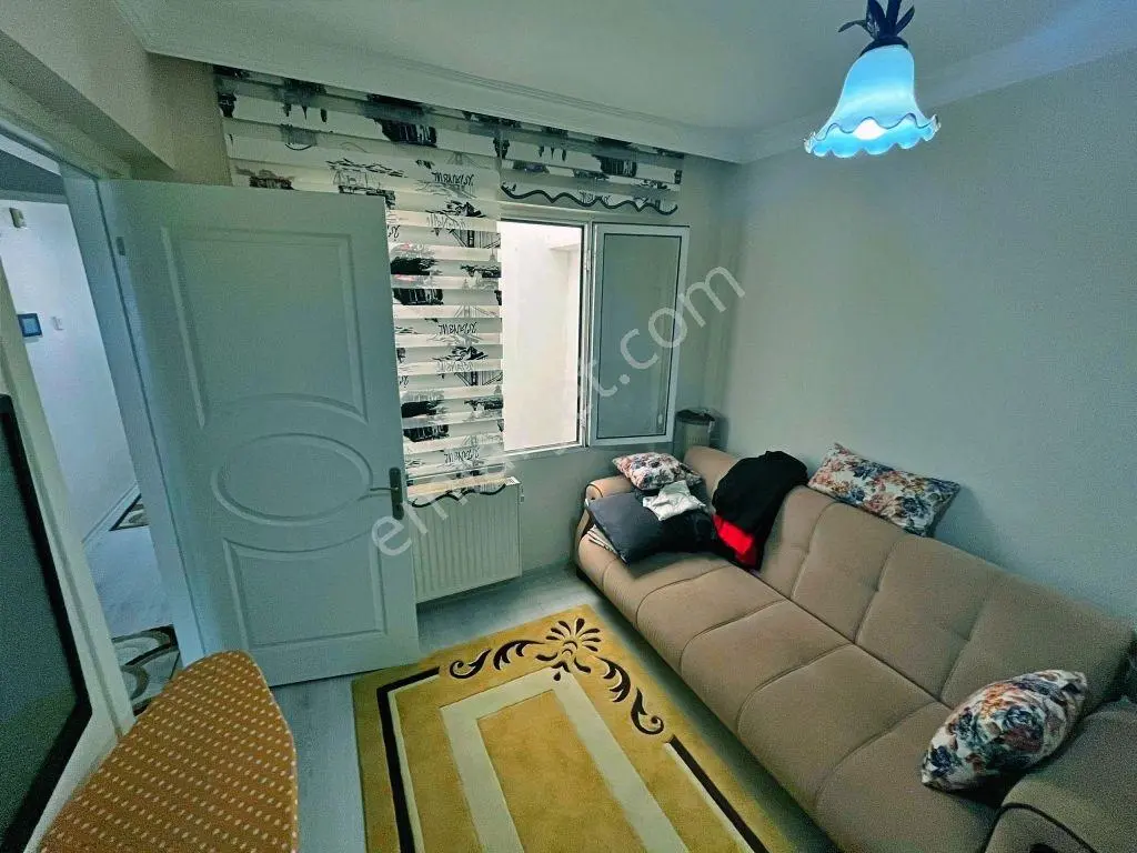 Yetkisi Uytundan Güzelyalıda Poligonmetro Dibi Sahile 400 Mt 3+1 — fotoğraf 5