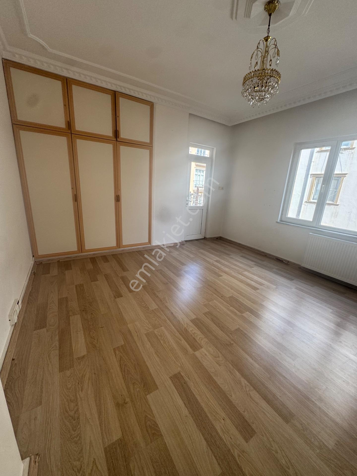 Çözüm Gayrimenkul 3+1 Doğalgazlı Ve Asansör — fotoğraf 6