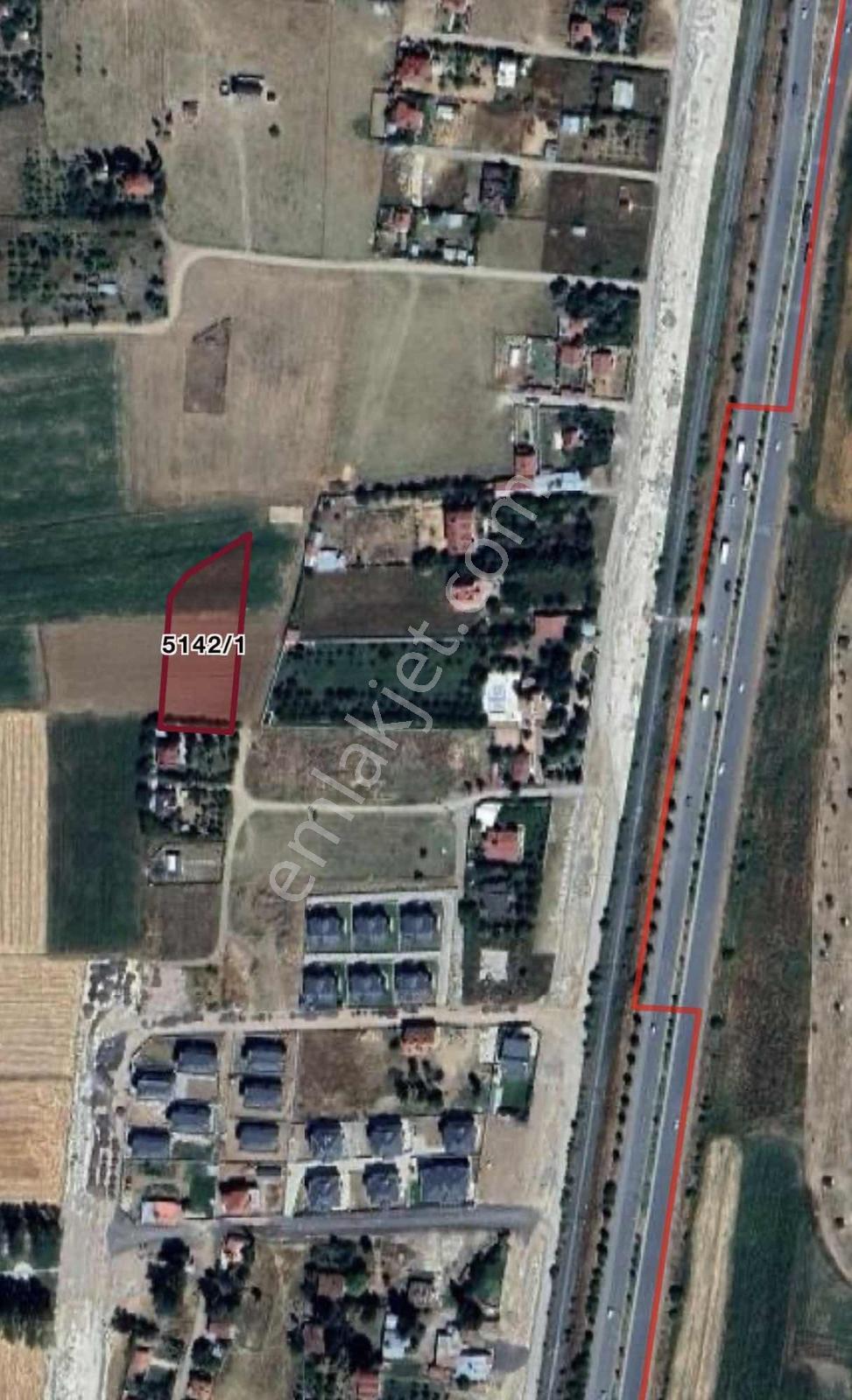 Sivas Ozan Emlak'tan Esenyurt'ta 2153m² Villa Arsa Hissesi — fotoğraf 3