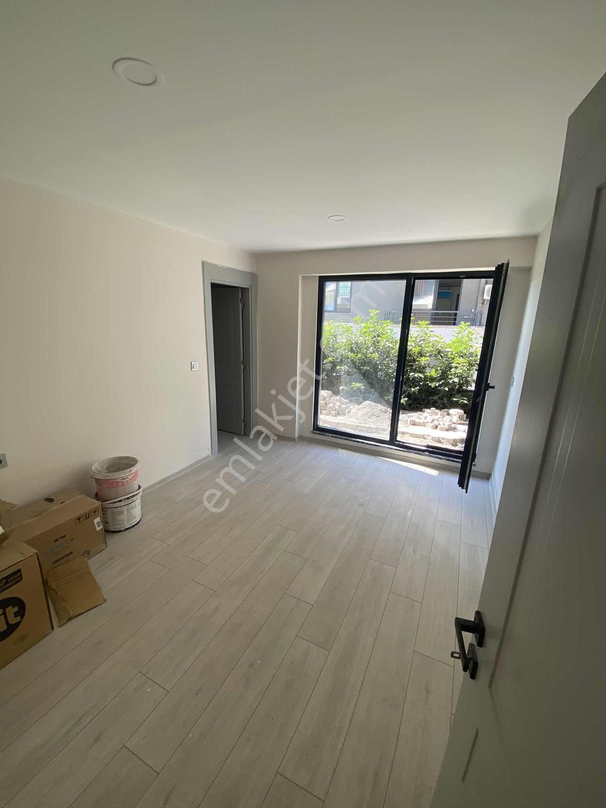 Yüzme Havuzlu Tek Kat 4+1 — fotoğraf 15