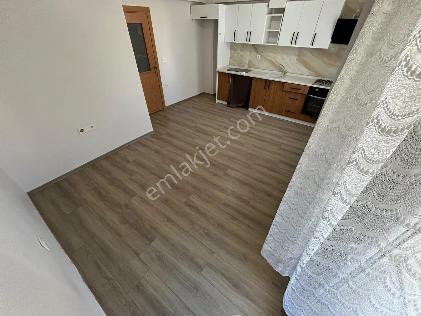 Sadece Yükselden Müstakil Tadında Doğalgazlı Ön Cephe 2+1 Daire — fotoğraf 8