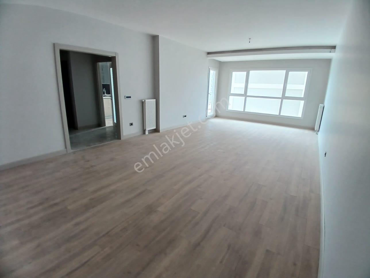 West İstanbul Marinaya Yakın 4.5+1 Yeni Sitede Sıfır Daire — fotoğraf 6