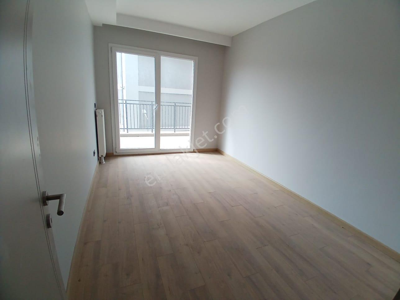 West İstanbul Marinaya Yakın 4.5+1 Yeni Sitede Sıfır Daire — fotoğraf 11