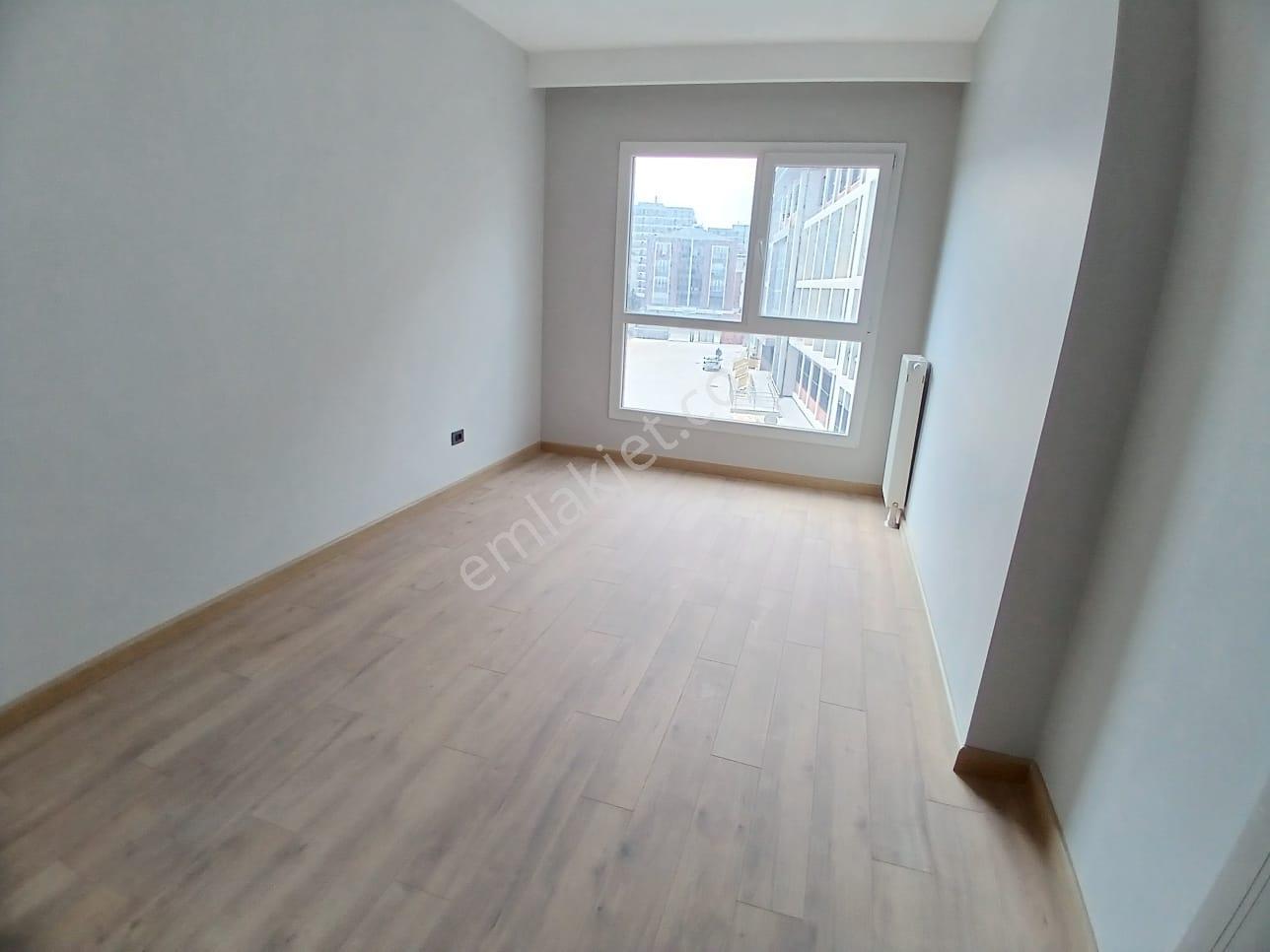 West İstanbul Marinaya Yakın 4.5+1 Yeni Sitede Sıfır Daire — fotoğraf 13