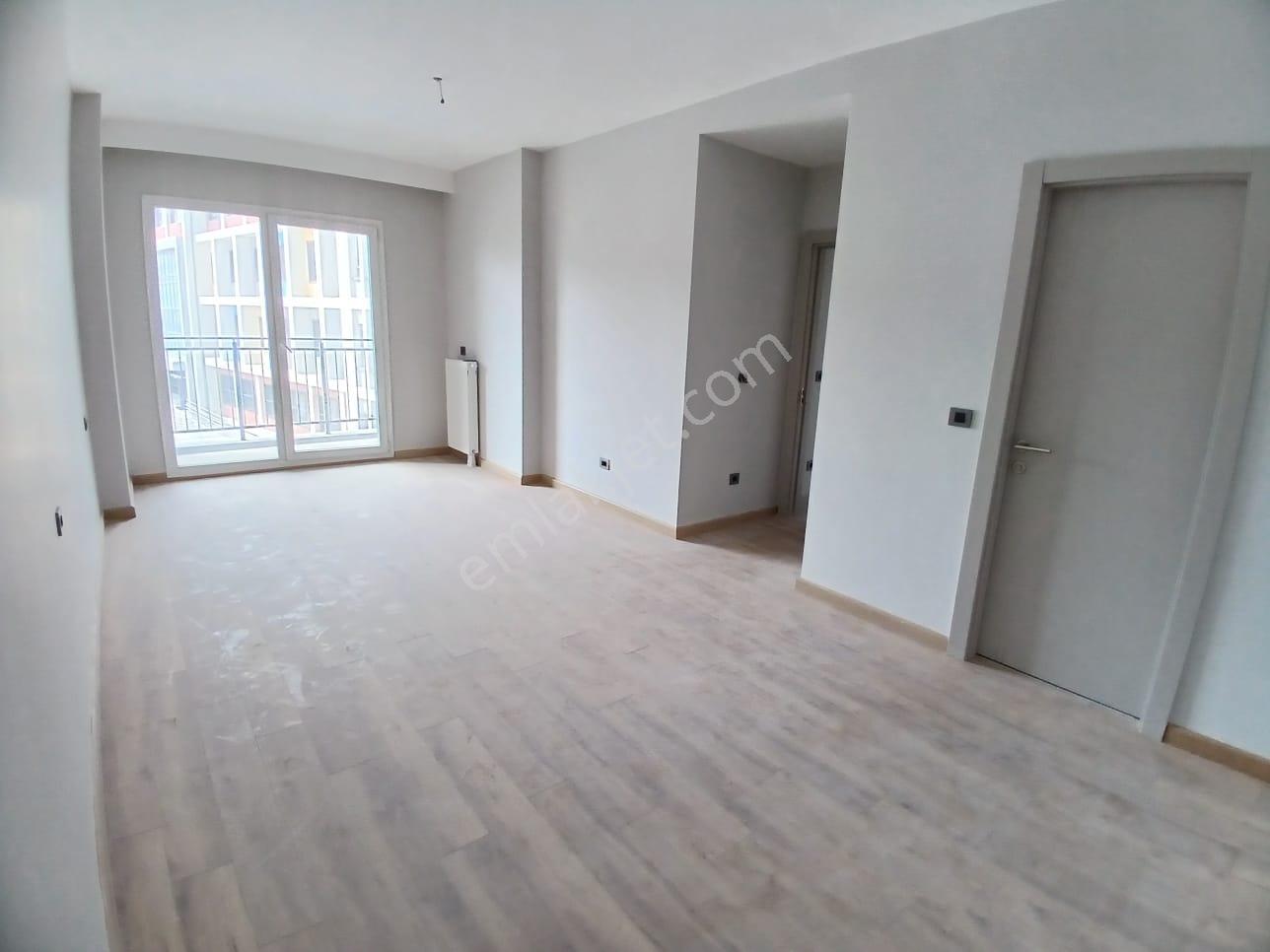 West İstanbul Marinaya Yakın 4.5+1 Yeni Sitede Sıfır Daire — fotoğraf 16